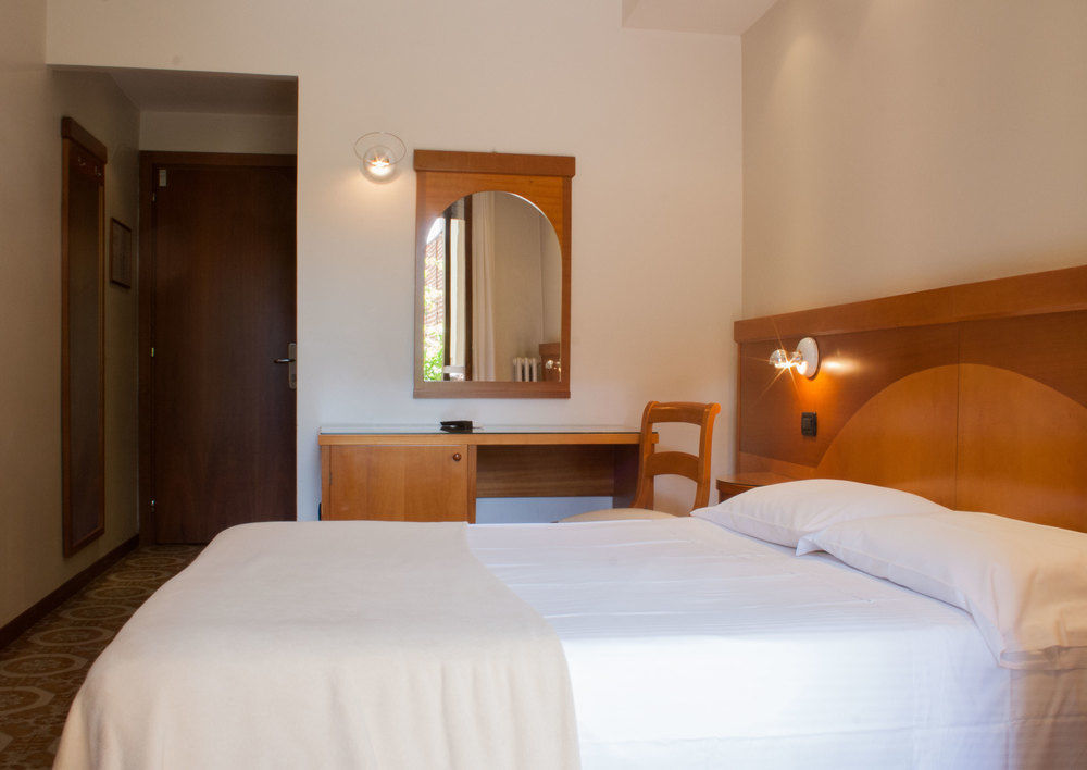 Boutique Hotel Trieste - Adults Only Verona Bagian luar foto